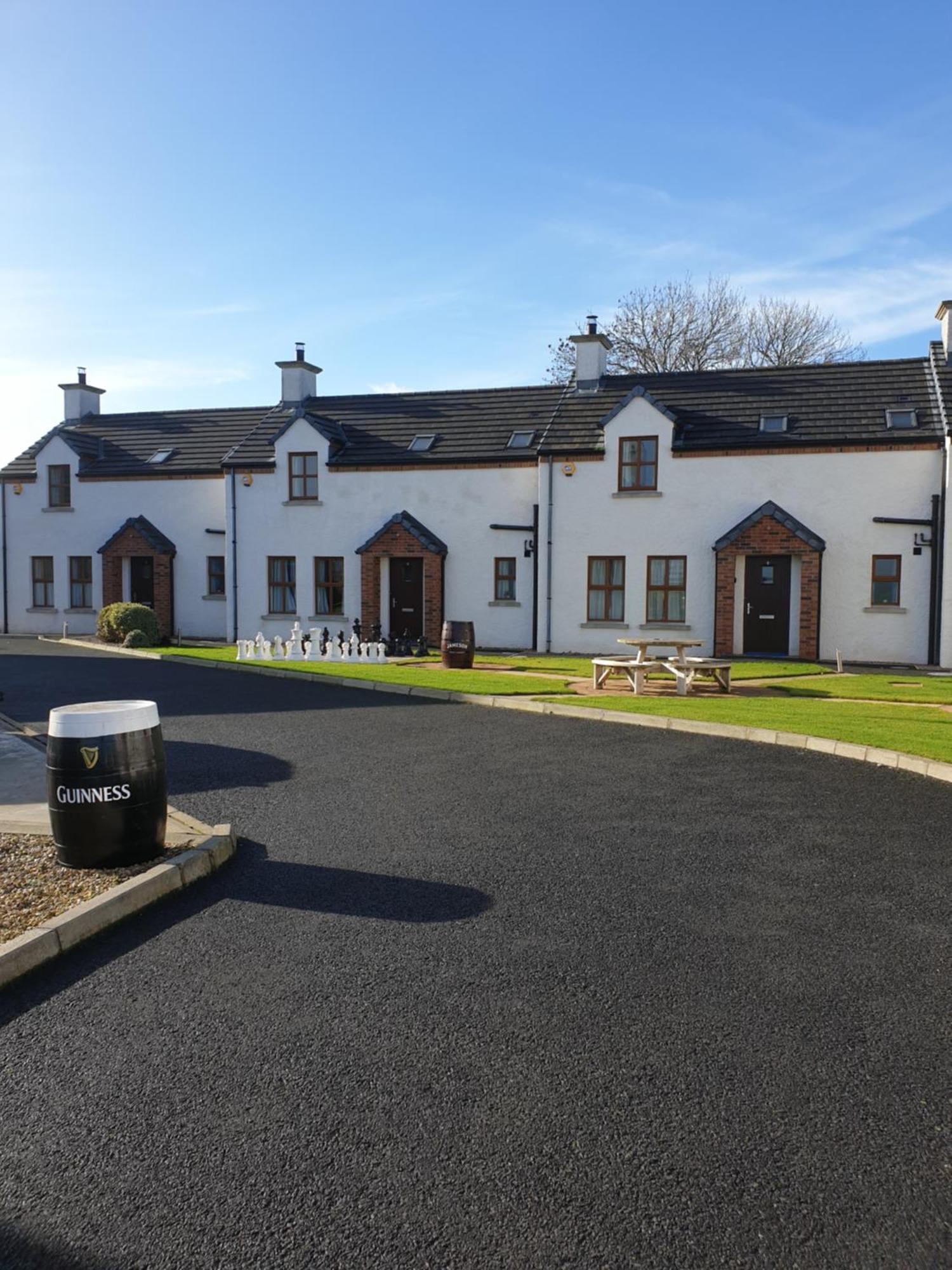 Ulster Cottages Бушмилс Екстериор снимка