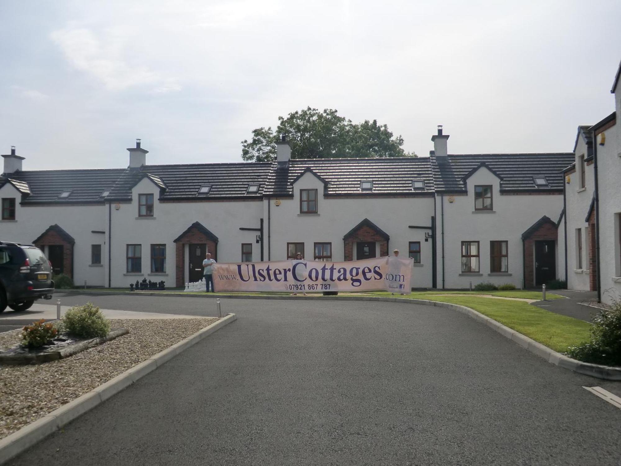 Ulster Cottages Бушмилс Екстериор снимка